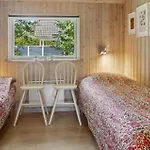 Lovely In Vaeggerlose With Kitchen Nyaraló *