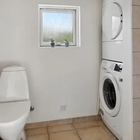 Lovely In Vaeggerlose With Kitchen בית נופש *